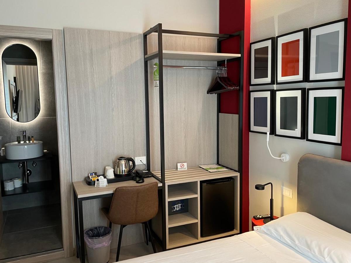 Hotel Iris Jesolo Экстерьер фото