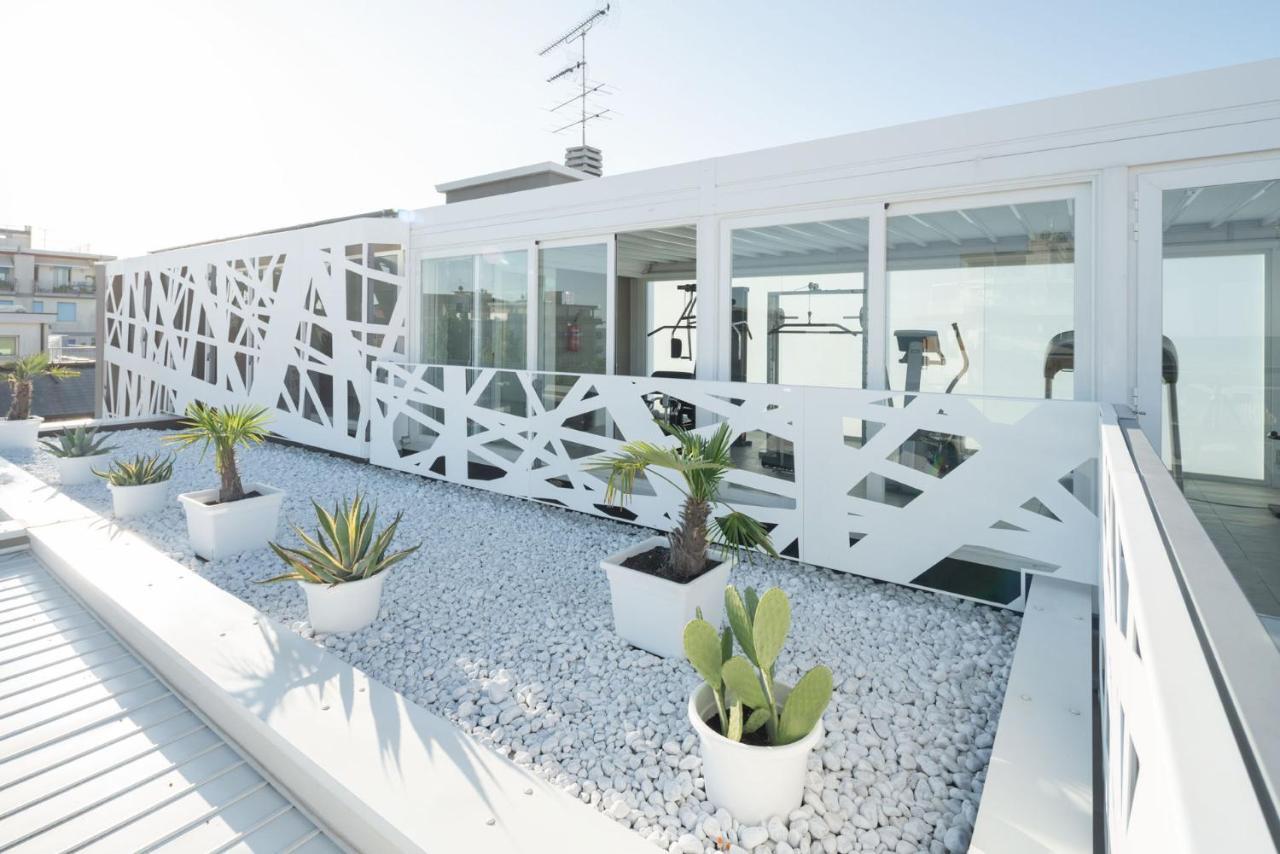Hotel Iris Jesolo Экстерьер фото